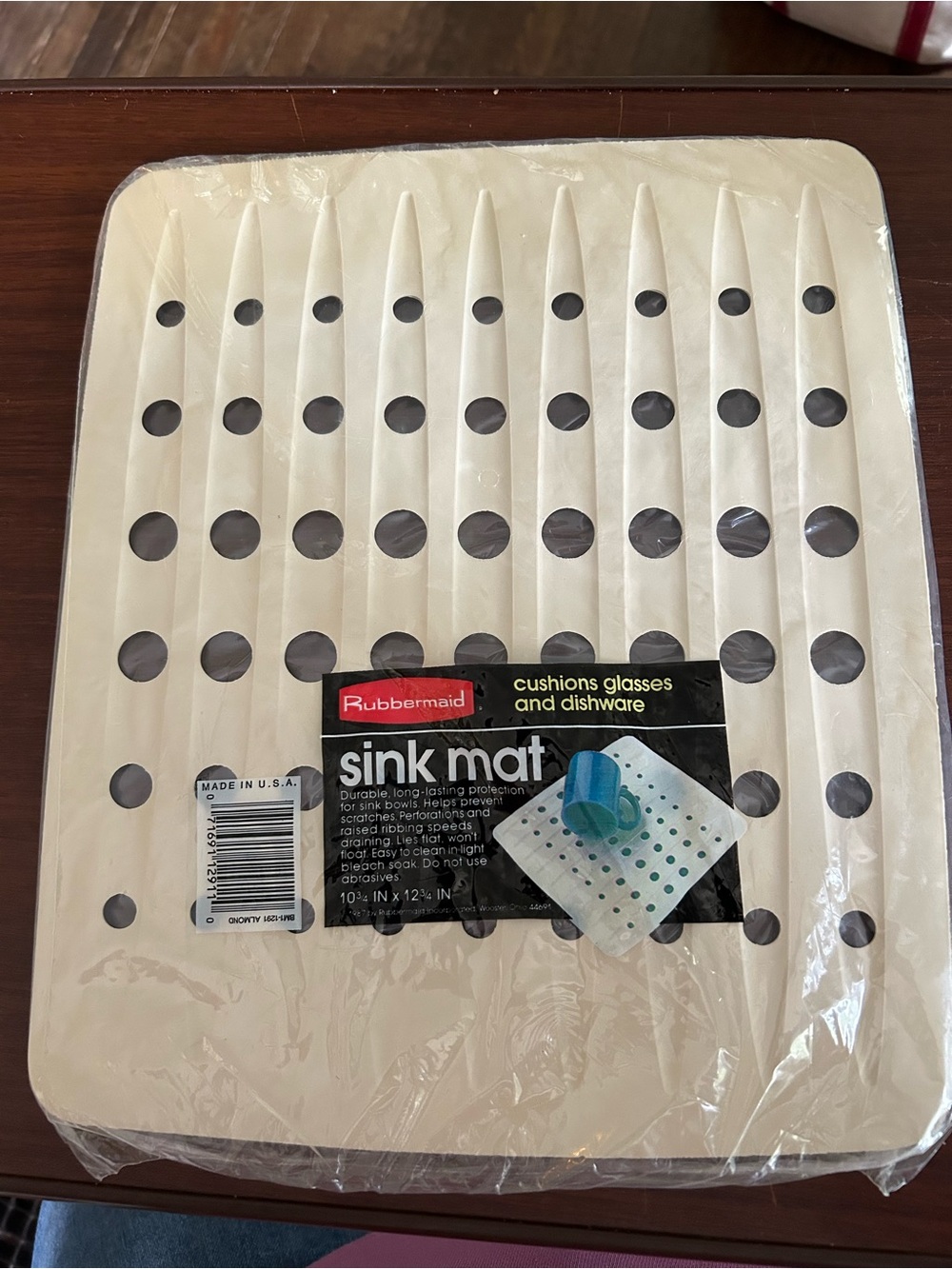 NWT 1987 Rubbermaid White Sink Mat – Cushions Glasses and Dishware